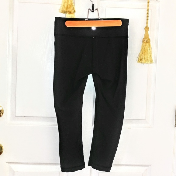 Lululemon reversible wunder under crop iii - Picture 8 of 8